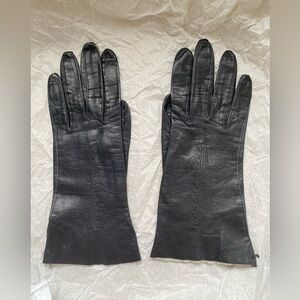 Vintage  Black Leather Gloves